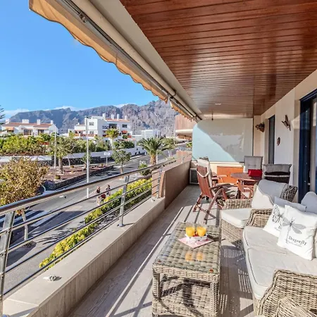 Santos Lerch Sol * Puerto de Santiago (Tenerife)